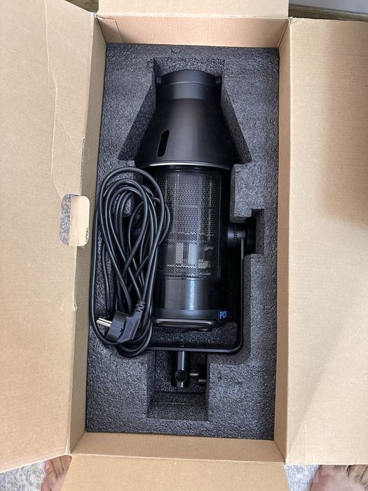 NEEWER CB200B 210W Bi-Color LED Video Light