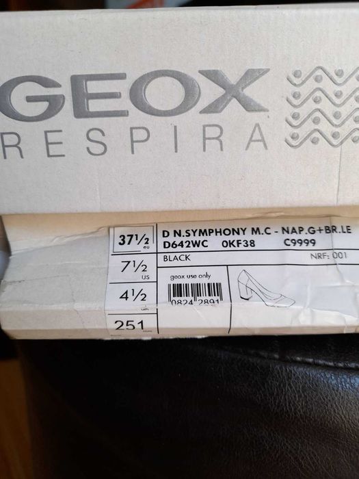 Дамски обувки Geox