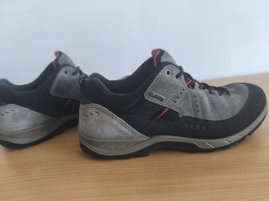 Incaltaminte piele Goretex ECCO 38 (24cm)