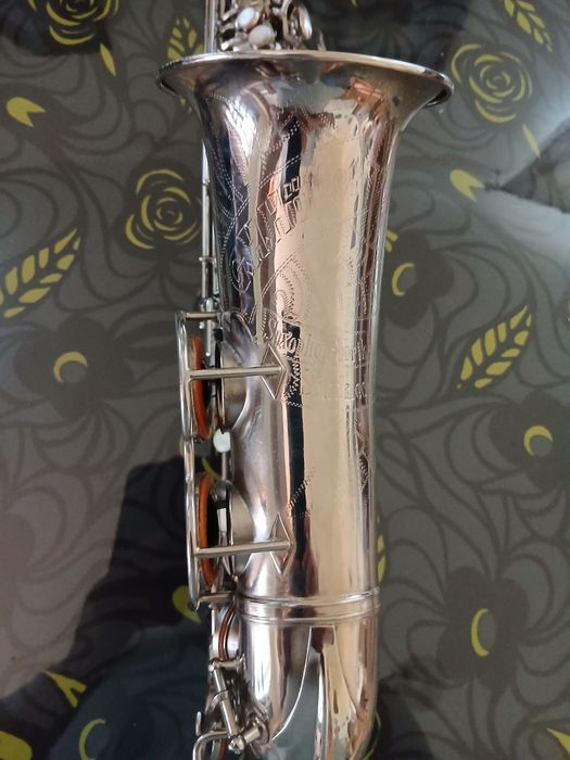 Saxofon alto marca Huller