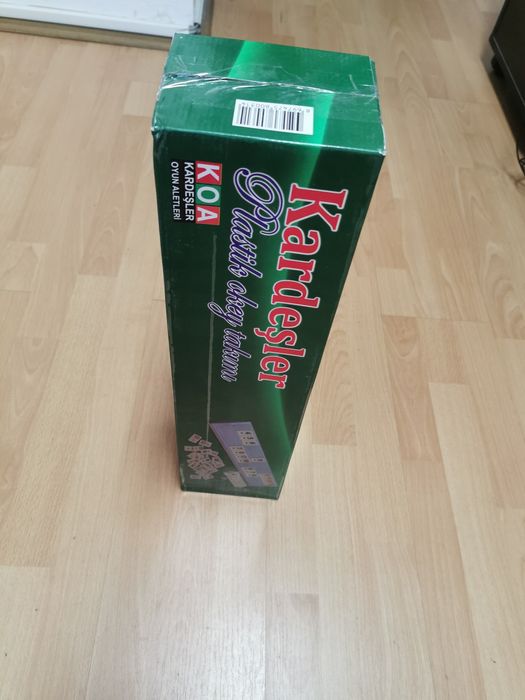 Vând joc rummy nou sigilat