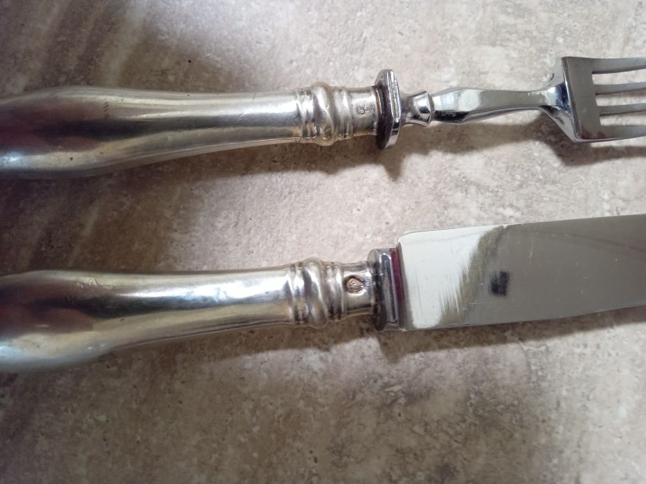 Set tacâmuri argint.