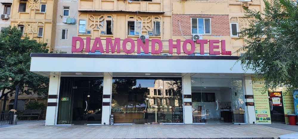 Tayyor Biznes Hotel Sotiladi