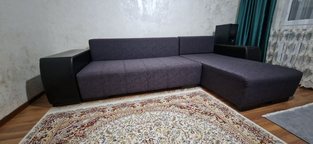 Продам угловой  диван