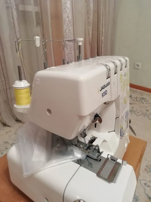 Продам срочно ОВЕРЛОК МАШИНКА (новый)