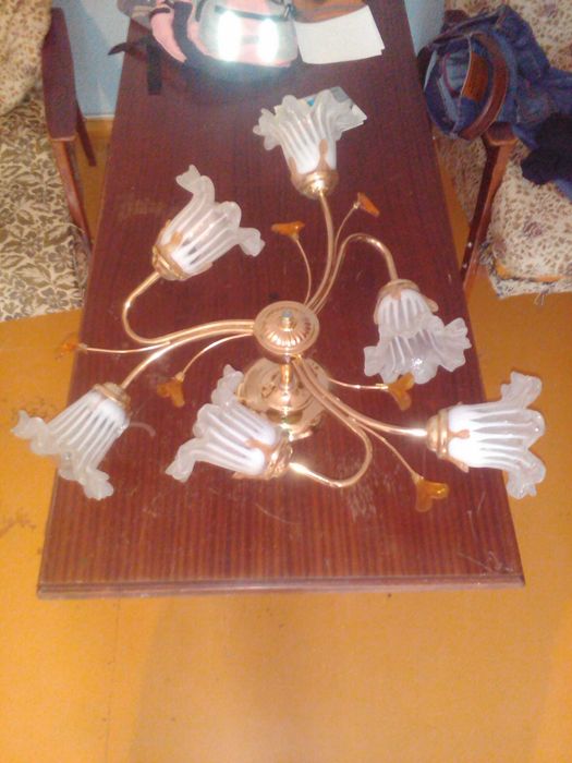 продам люстры по 5000тг-шт