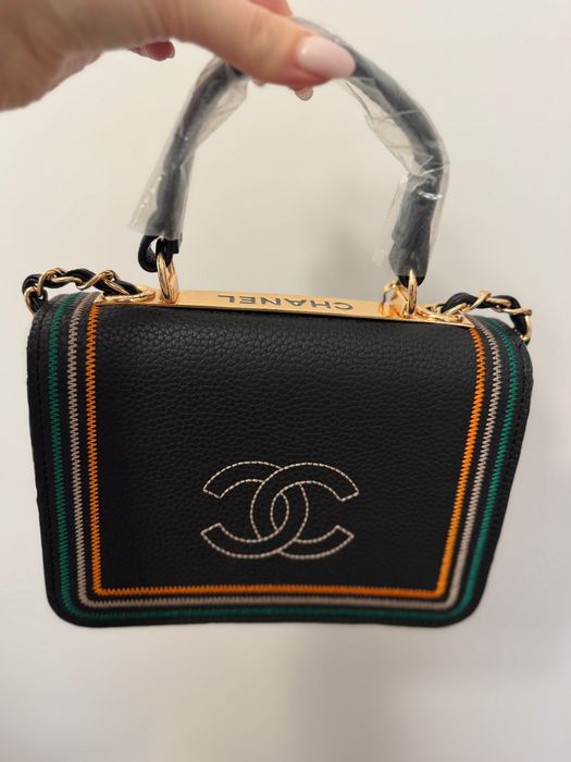 Geanta de mâna nouă 1/1