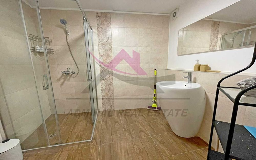 Дава се под наем Двустаен апартамент в Варна, Център - 60 кв.м за 450 € - Снимка #4