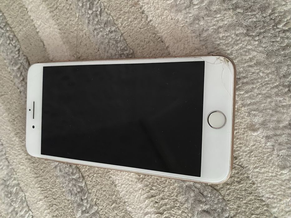 Айфон 8+ жагдайы жаксы