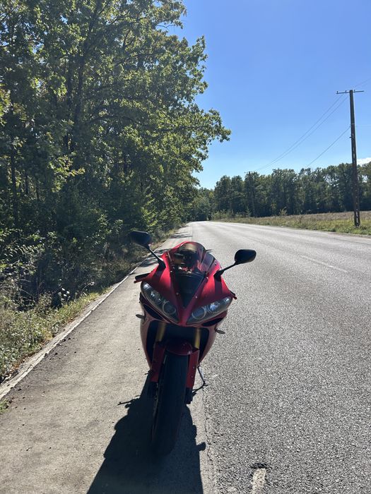 Yamaha R1/RN12 2006