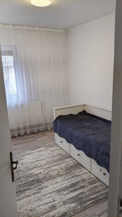 Apartament 3 camere + dressing, centrala proprie, aer conditionat