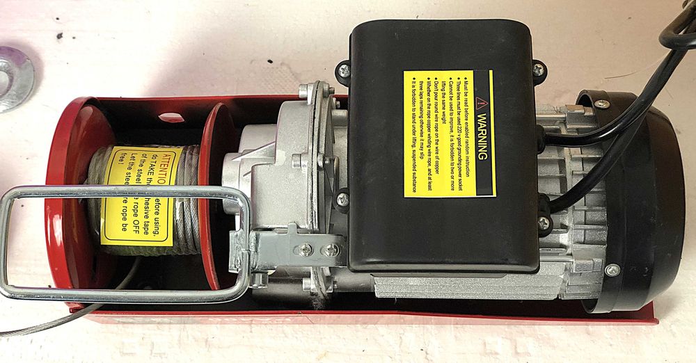 Macara Electrica 200/400Kg, Cablu 12m, 220V.