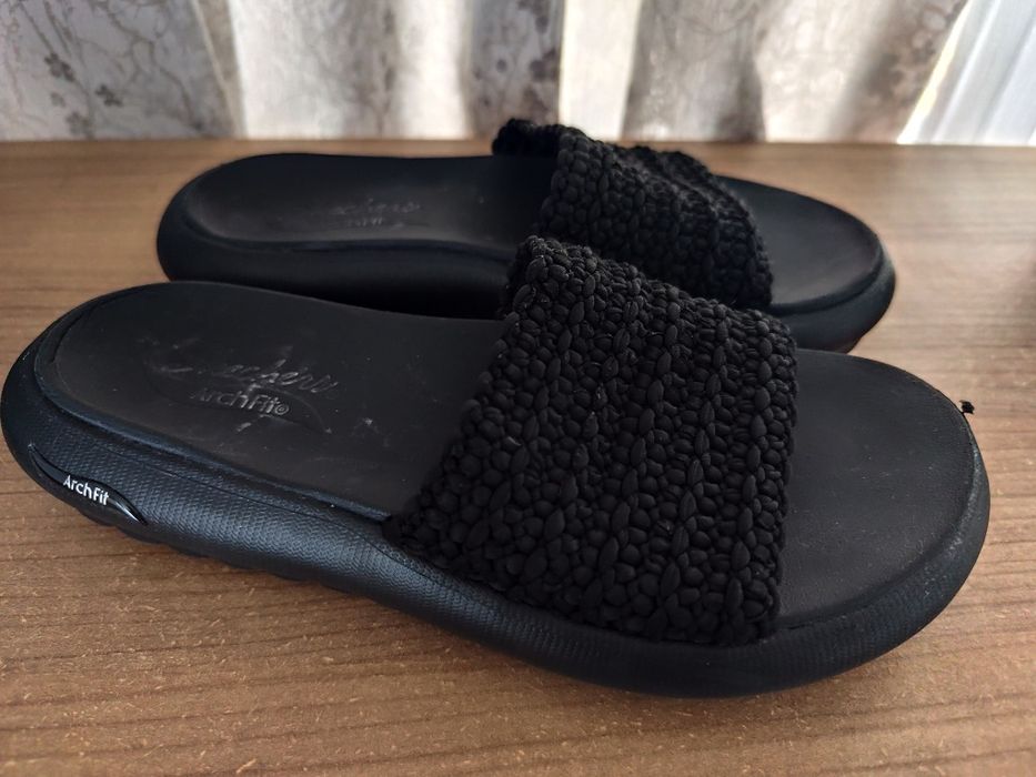 Дамски чехли Skechers