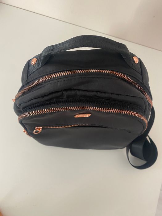 Дамска раничка Skechers