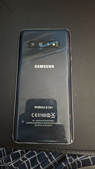 Samsung Galaxy S10+ Defect