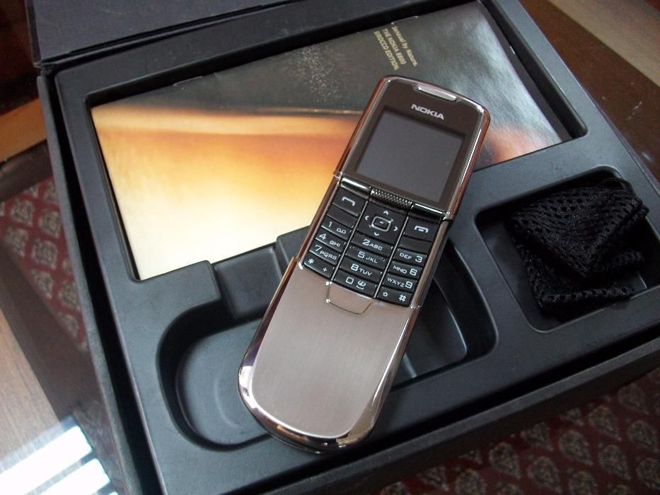 Nokia 8800 Original Телефона е в неразличимо от ново състояние