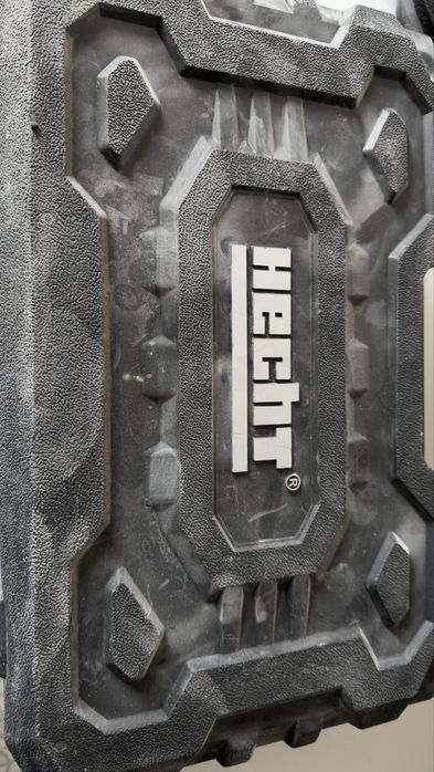 Къртач Hecht 1090