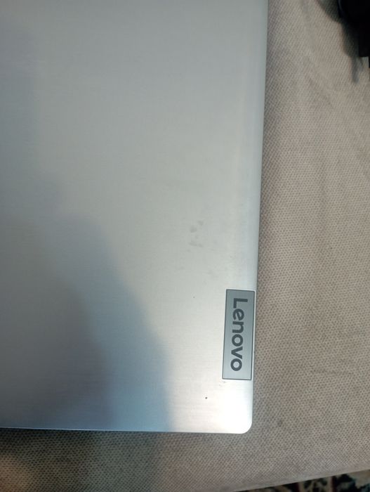 Ноутбук ленова  серый