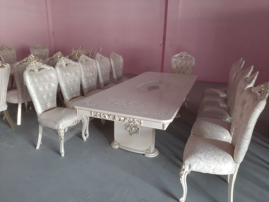 Mehmonxona stol stullari