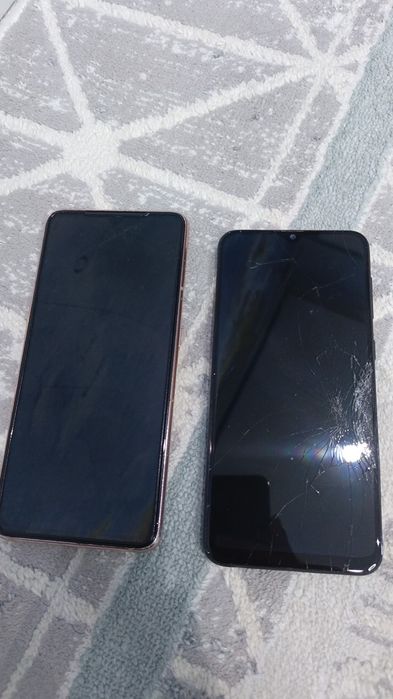 Продается 3телефона