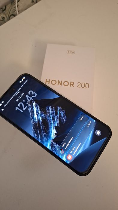 HONOR 200 LITE в отличном состоянии