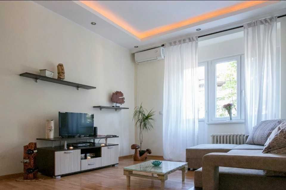 Дава се под наем Двустаен апартамент в София, Дианабад - 74 кв.м за 372.3 € - Снимка #2