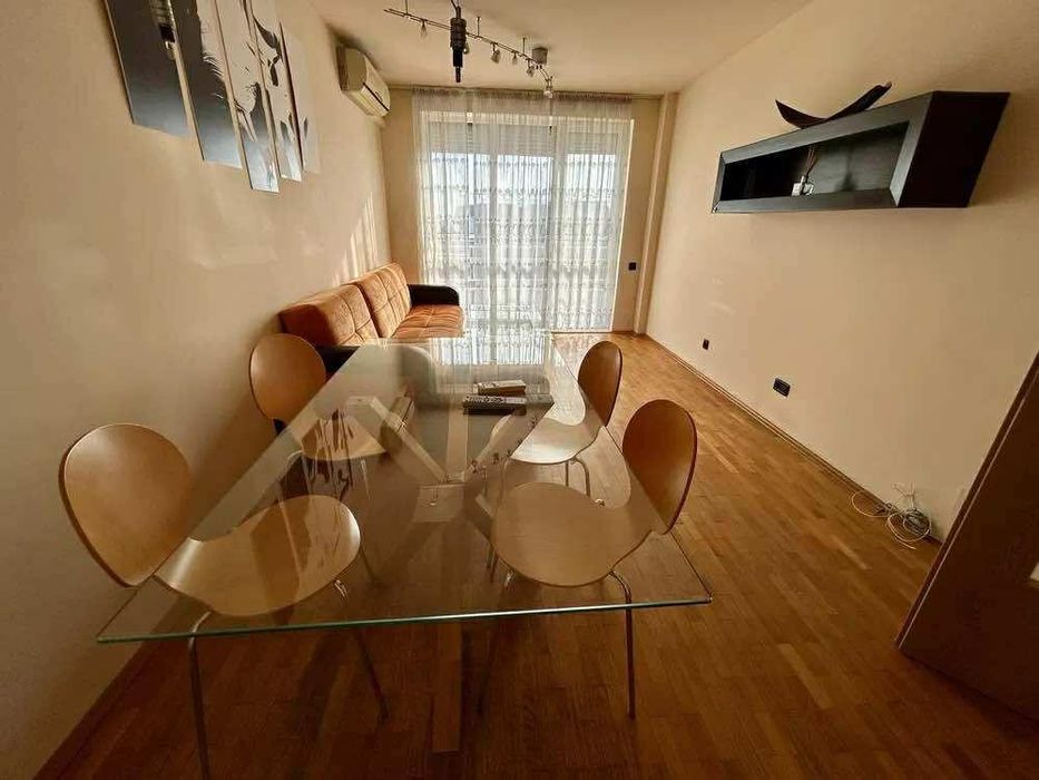 Дава се под наем Двустаен апартамент в Варна, Бриз - 74 кв.м за 478.38 € - Снимка #1