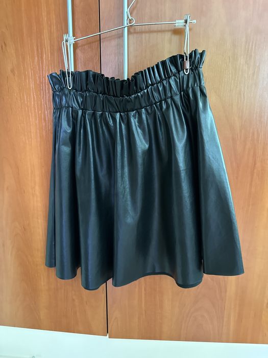 Кожена пола от Shein