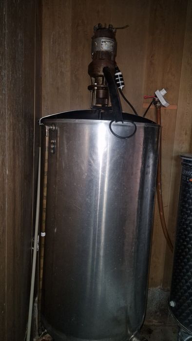 НЕръждаем съд за сироп