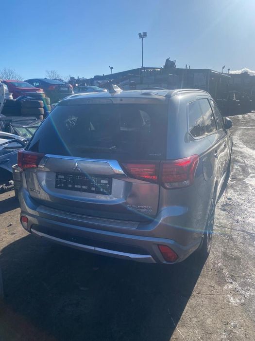 Dezmembrez Mitsubishi Outlander Iii Gg_W, Gf_W, Zj 2018 2.4 Hybrid 4Wd 4B12 99Kw|135Hp