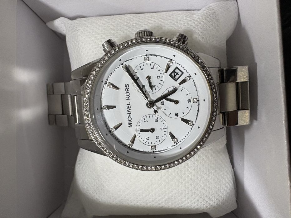 Ayollar soati MICHAEL KORS