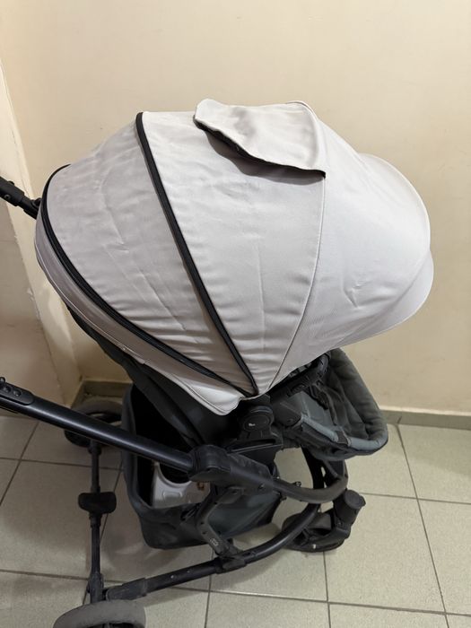 Детская коляска продам не дорого