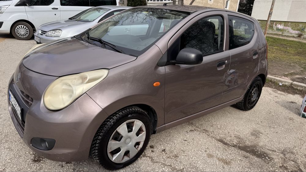 Продавам Suzuki Alto 1.0, 68 к.с с работещ климатик