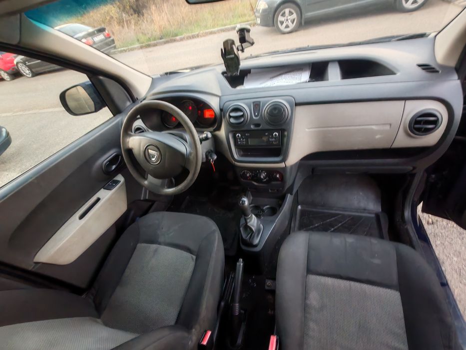 Vând Dacia Dokker