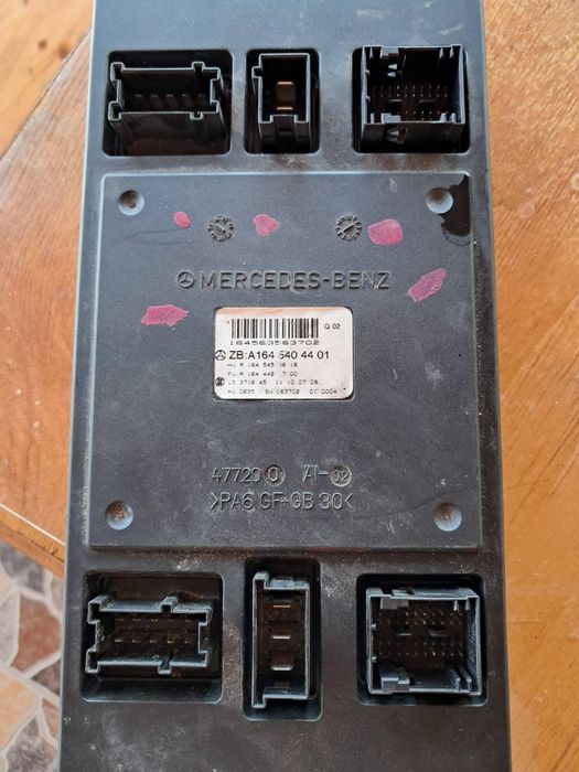 Преден АМ модул за Mercedes w164 ML 320