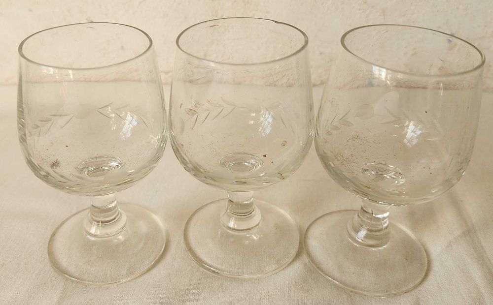 Рюмки и стаканчики стеклянные, советские (27 шт.), цена за все