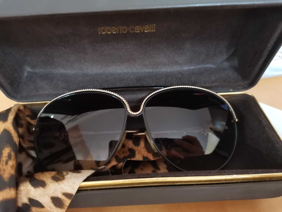Дамски Слънчеви Очила Roberto Cavalli намалени на