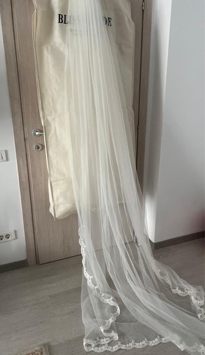 Rochie de mireasa,mărime 36/38, pt inaltime 1,67cm(include voal lung)