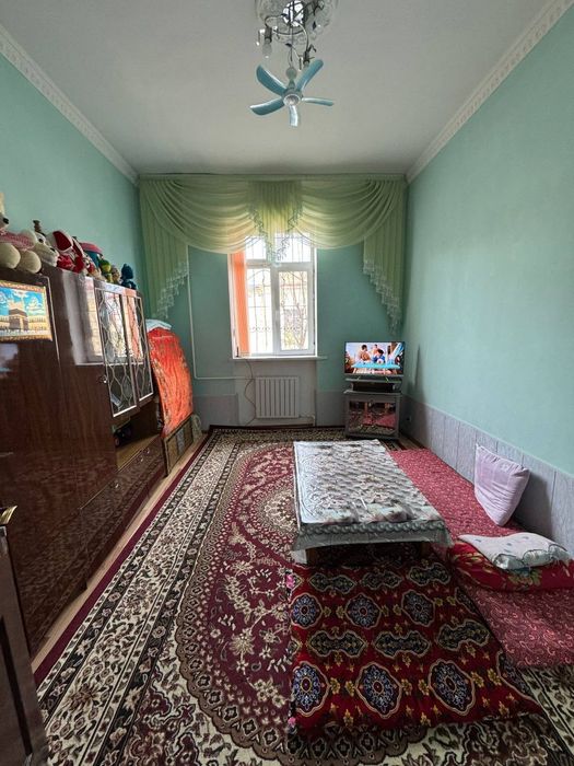 6 сотокли Коттедж сотилади