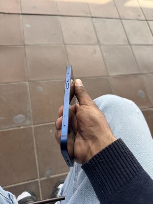 Iphone12 rodnoy100yomkost 256GB srochno