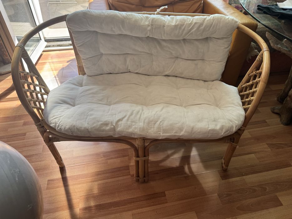 Ратанено диванче