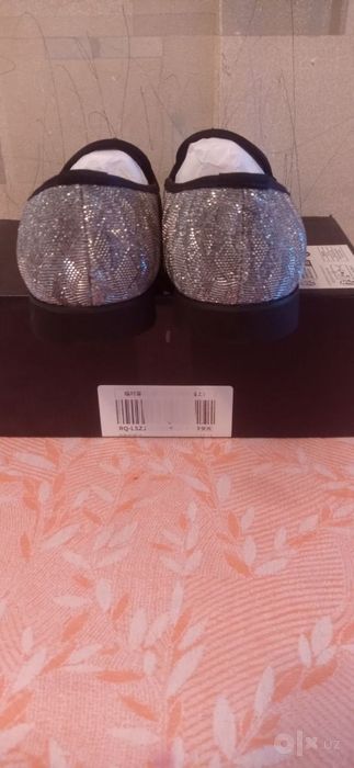 Продам НОВЫЕ мужские туфли ( лоферы).