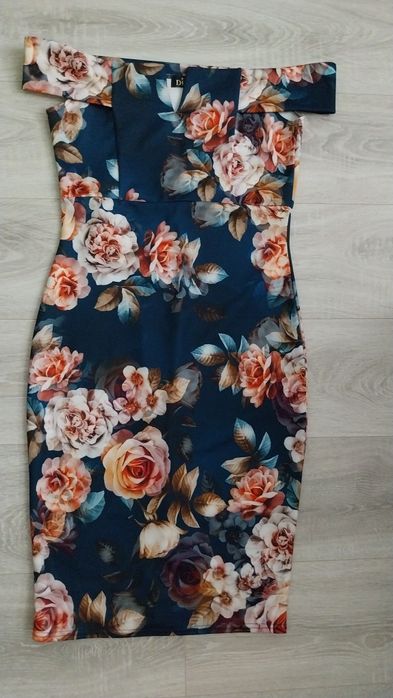 Rochie Diva   Damă  Nouă  mărime M