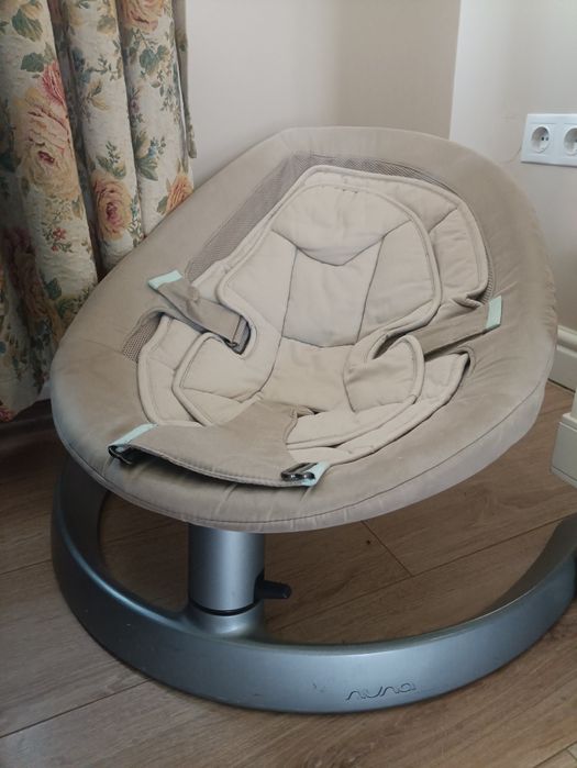 Balansoar șezlong Nuna Leaf Curv