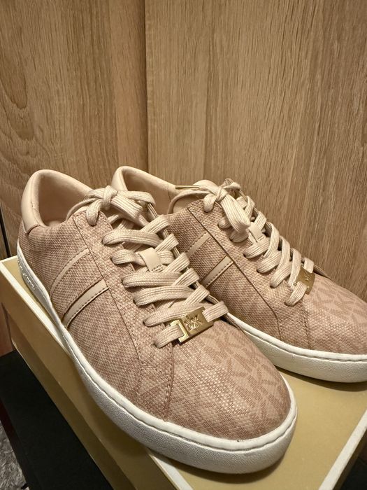 Обувки Michael Kors