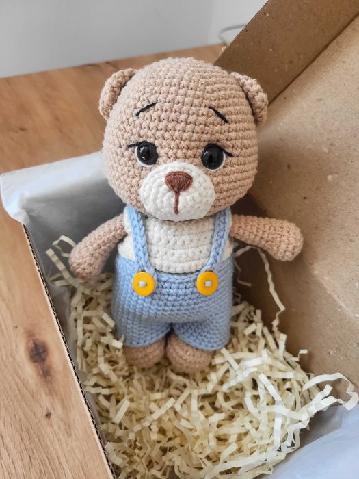 Ursuleț croșetat manual – 16 cm de pură duioșie
