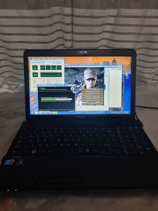 Ноутбук ТОШИБА .