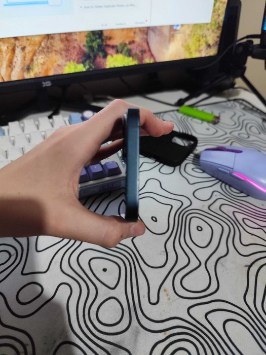 Продам айфон 13 128гб