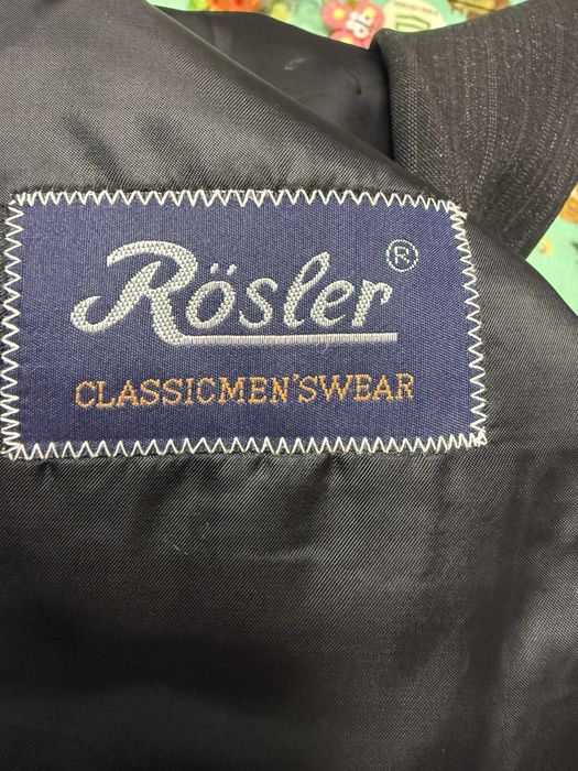 Продам мужской костюм