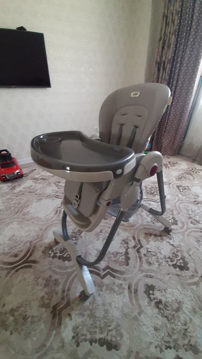 Продам стульчик для кормления